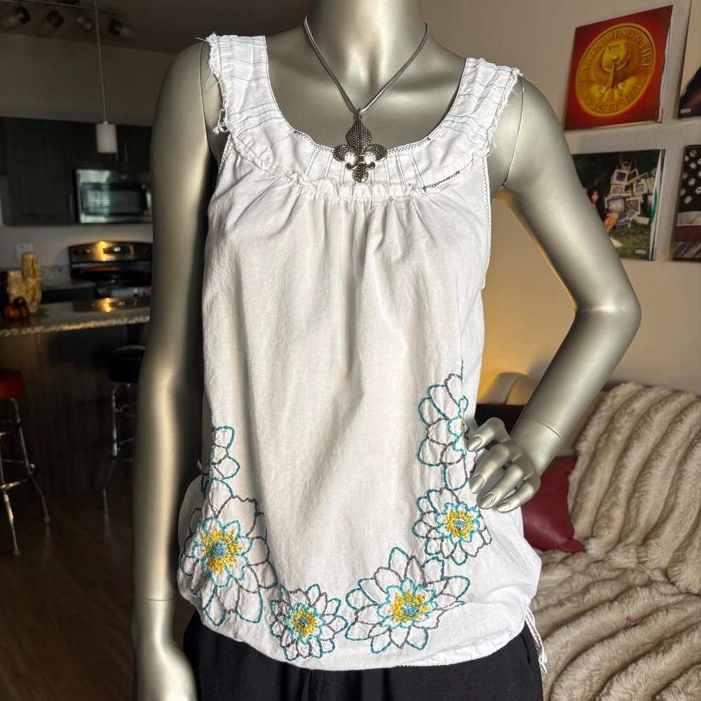 White Floral Embroidered Boho Tank Top Y2K 70s 🌿